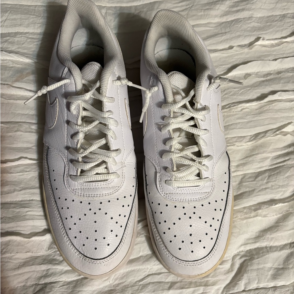 Nike White Sneakers Air Force 1 Classic Design